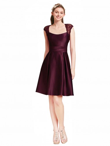 Short Knee Length Lace Cocktail Dress with Square Neck
